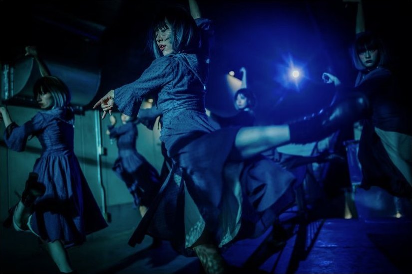 踊る女たち
